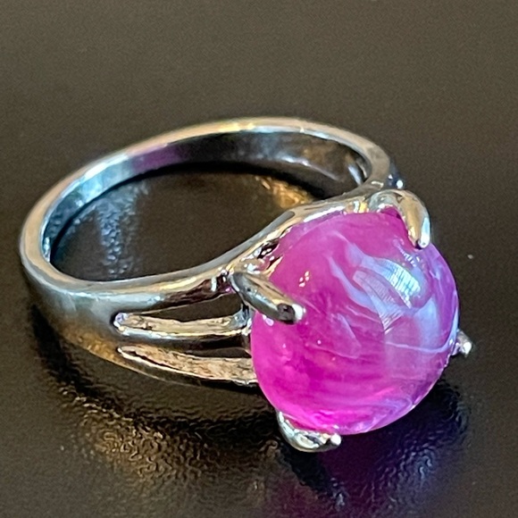 Purple gemstone S925 silver ring size 8.5 - Picture 2 of 8